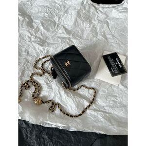 Chanel Women Pre-Loved Bag Very Good Condition